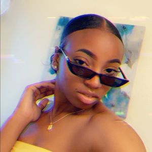 Meet your Posher, Brianna